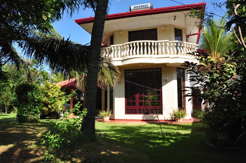 Sugandi Inn Kochchikade Екстер'єр фото