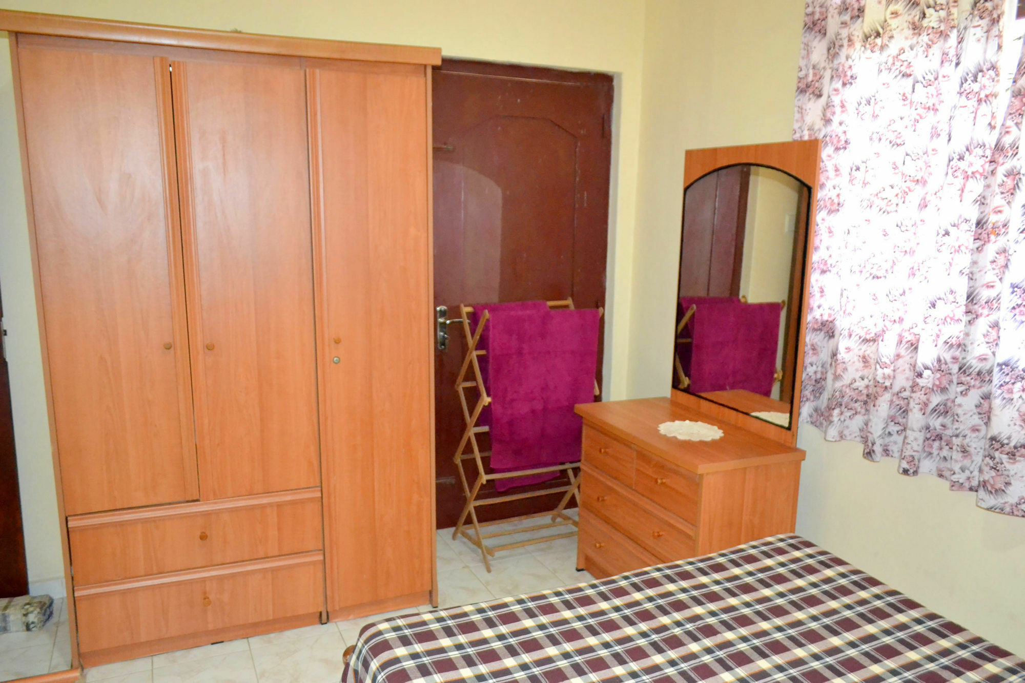 Sugandi Inn Kochchikade Екстер'єр фото